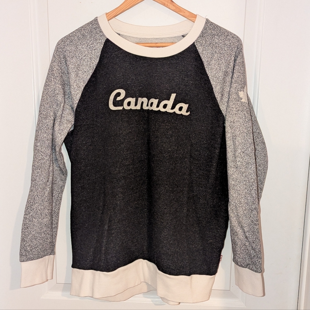 ⭐3 For $20⭐ Women's Black and Gray Canada Sweatshirt